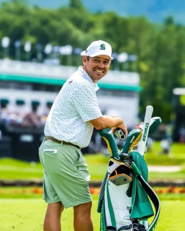 1734602278 128 Louis Oosthuizen Measurements bio height weight shoe size.webp