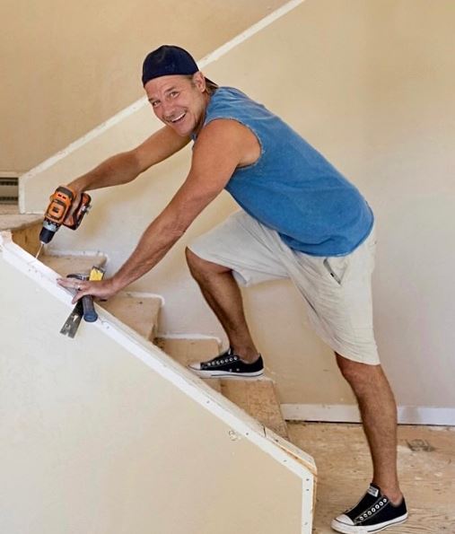 Ty Pennington renovating his home