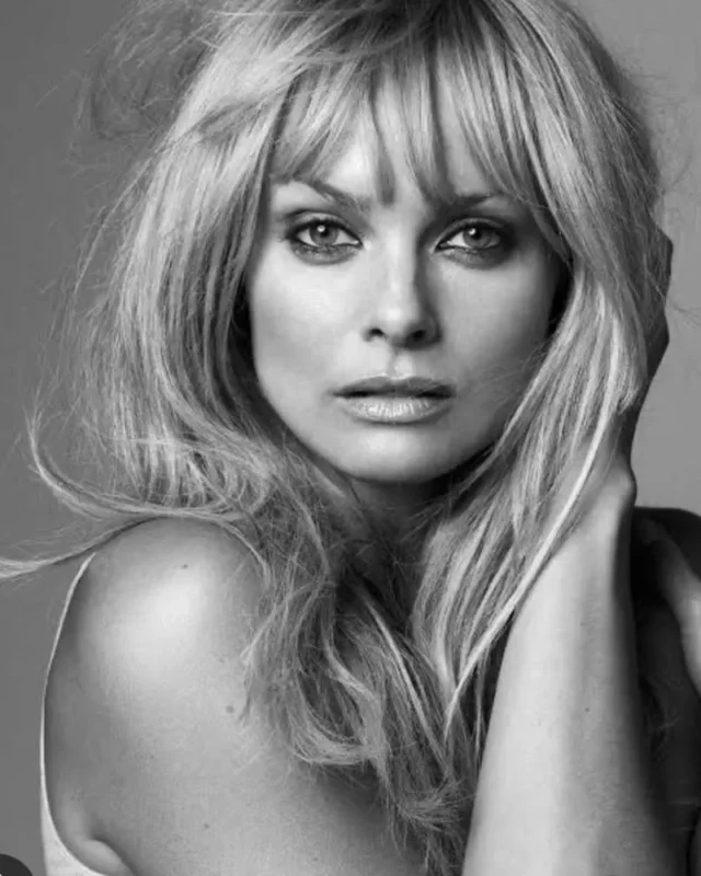 1736226692 805 Izabella Scorupco Measurements bio height weight shoe and bra size.webp