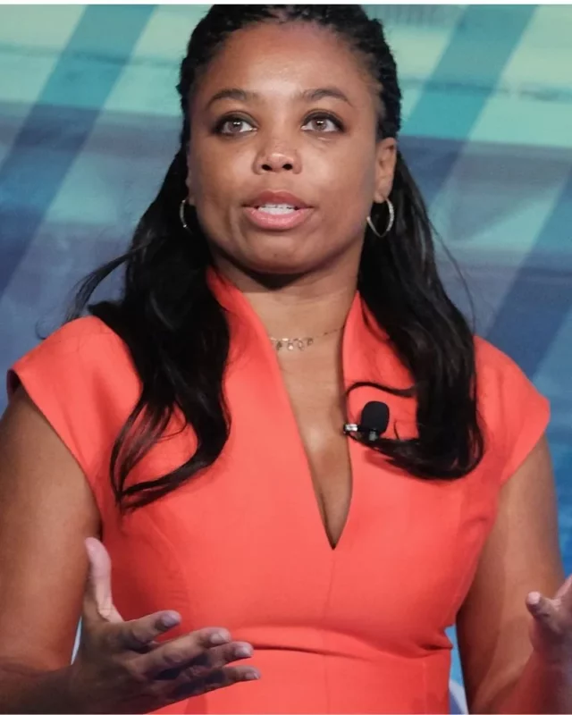 1736231765 47 Jemele Hill Measurements bio height weight shoe and bra size.webp