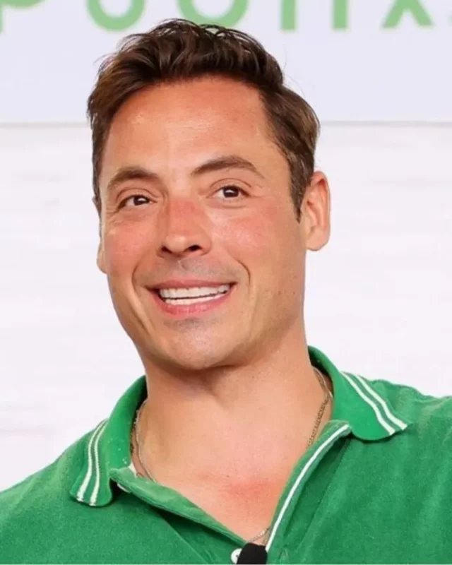 Jeff Mauro Measurements bio height weight shoe size.webp